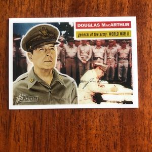Topps Heritsge Douglas MacArthur